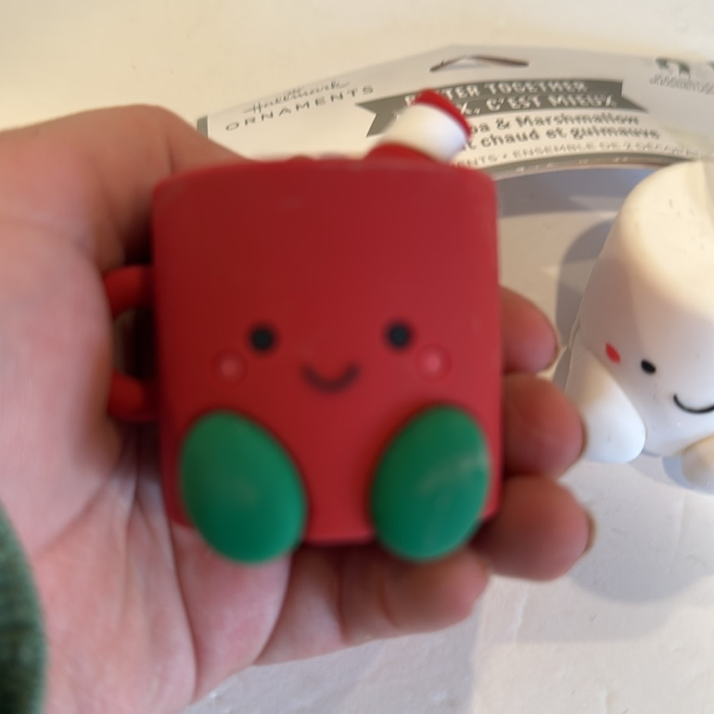Hallmark Better Together magnetic Red Mug & White Marshmallow ornament pair NWT - Picture 3 of 5